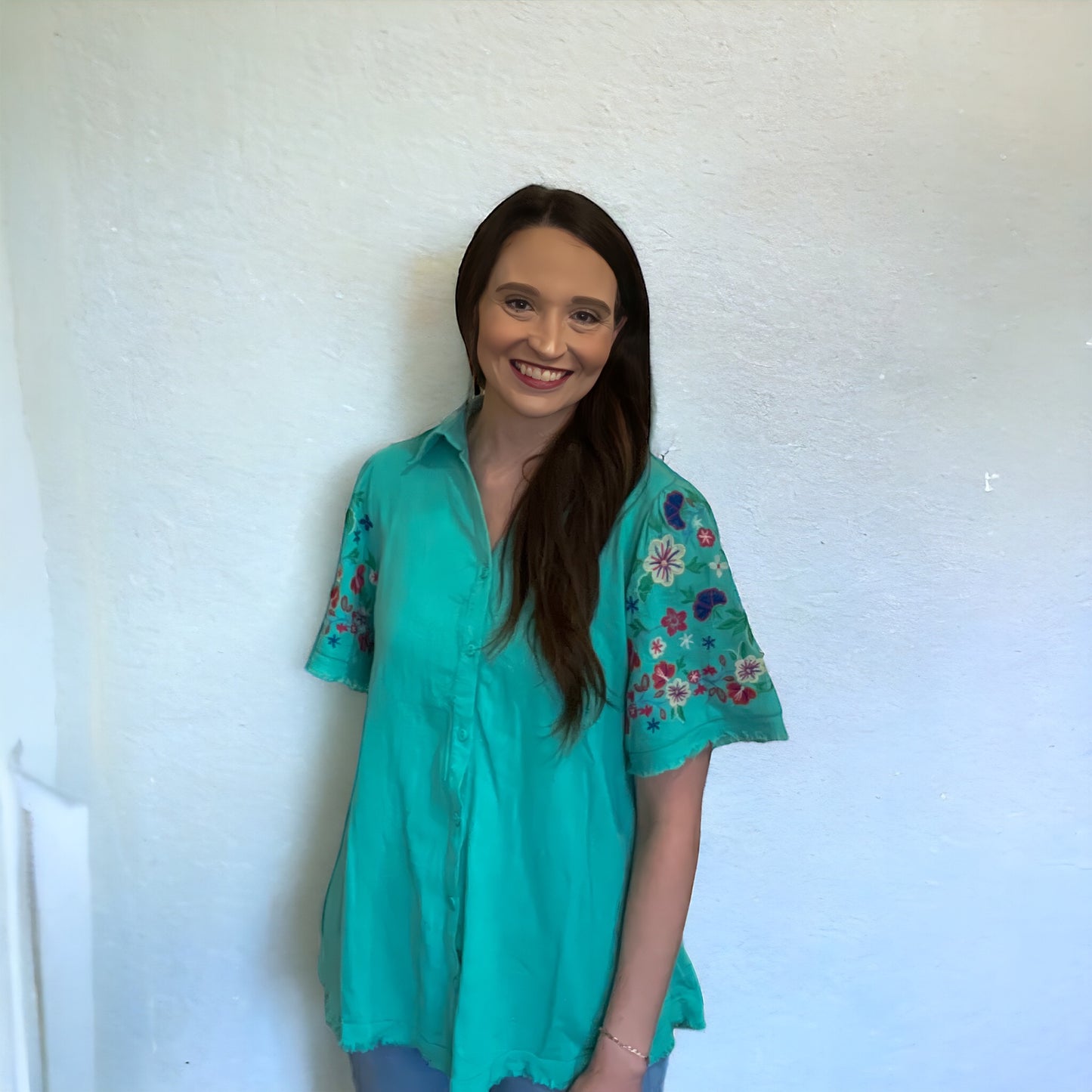 Embroidered Short Sleeve Shirt